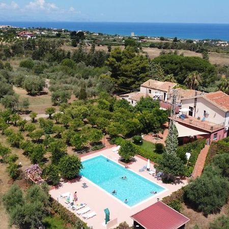 Il Casale Il Sole E La Margherita كامبوفيليتْشّي دي روتْشّي المظهر الخارجي الصورة